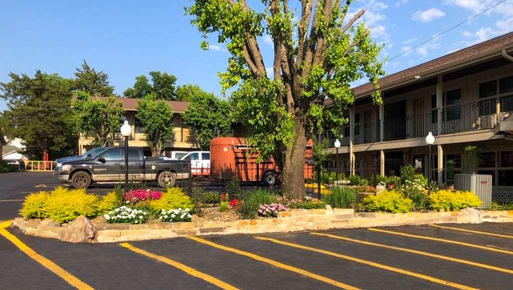 Charles Wesley Motor Lodge Downtown Broken Bow- Hochatown Exteriér fotografie