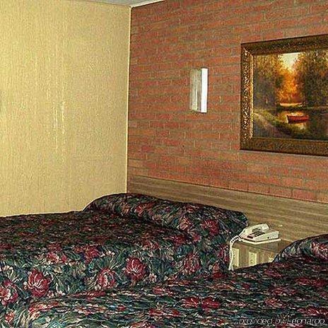 Charles Wesley Motor Lodge Downtown Broken Bow- Hochatown Pokoj fotografie